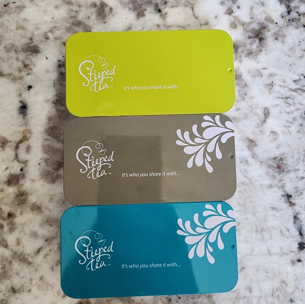 Set of three tins